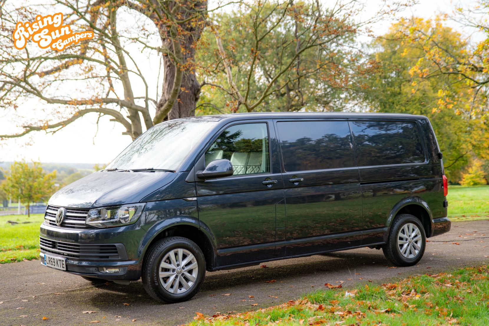 Volkswagen Transporter 2.0 TDI T30 Highline Panel Van 5dr Diesel DSG FWD LWB Euro 6 (s/s) (150 ps)