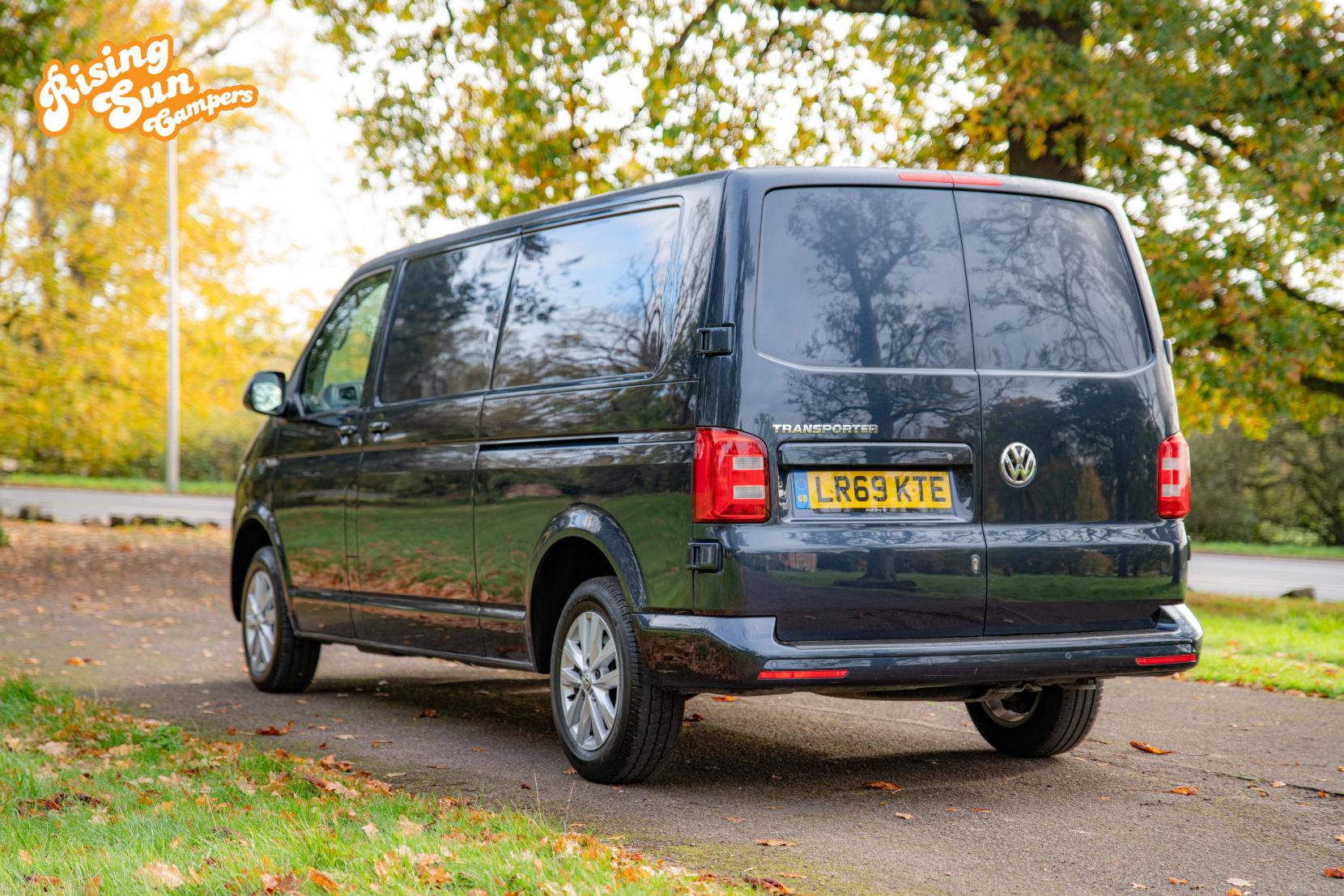 Volkswagen Transporter 2.0 TDI T30 Highline Panel Van 5dr Diesel DSG FWD LWB Euro 6 (s/s) (150 ps)