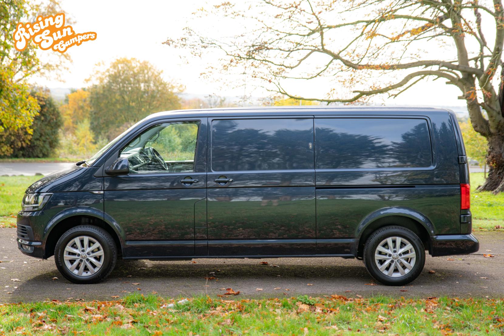 Volkswagen Transporter 2.0 TDI T30 Highline Panel Van 5dr Diesel DSG FWD LWB Euro 6 (s/s) (150 ps)