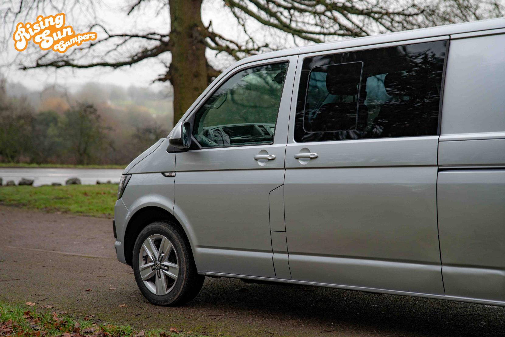 Volkswagen Transporter 2.0 TDI T32 BlueMotion Tech Highline Kombi Double Cab 5dr Diesel Manual FWD LWB Euro 6 (s/s) (150 ps)