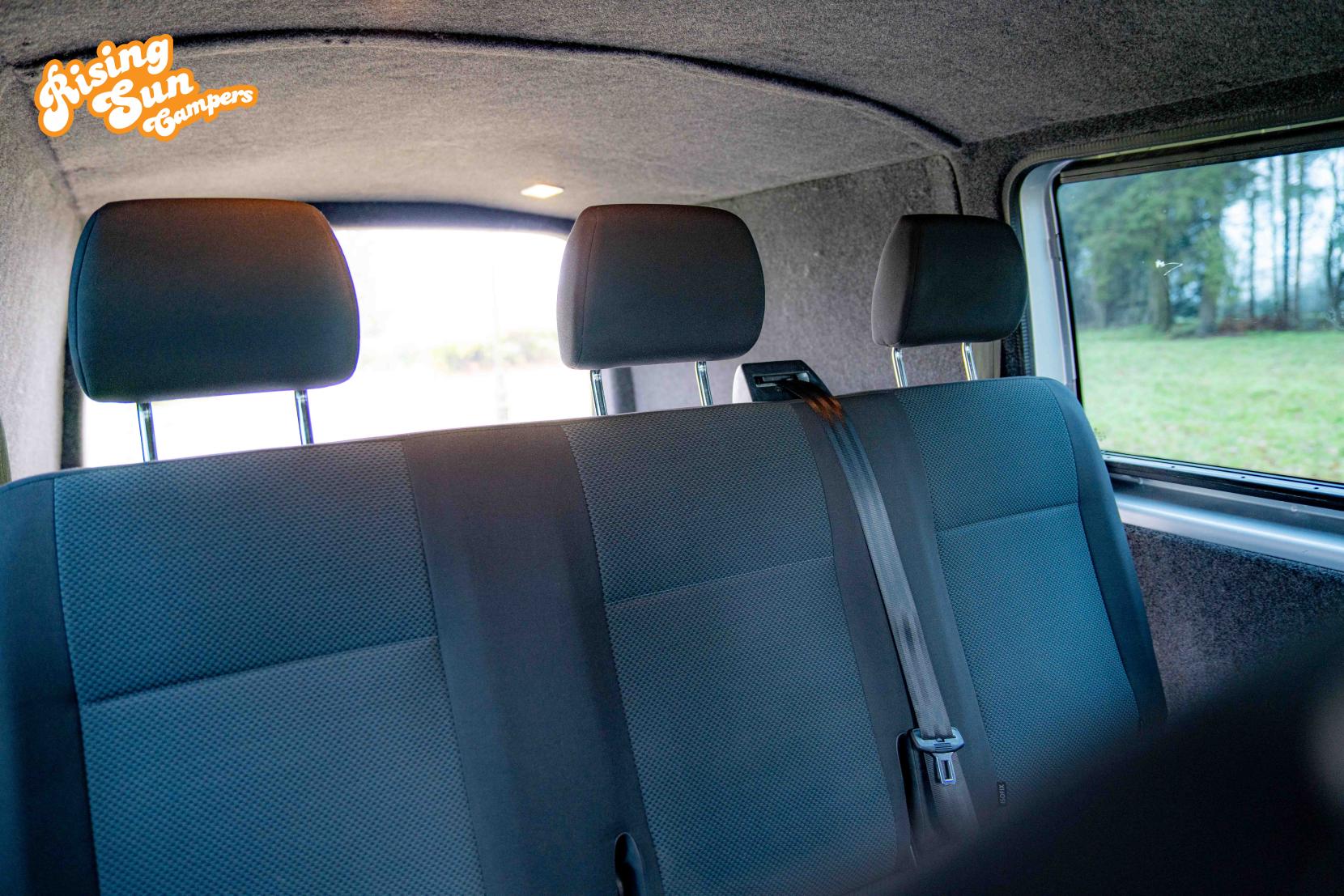 Volkswagen Transporter 2.0 TDI T32 BlueMotion Tech Highline Kombi Double Cab 5dr Diesel Manual FWD LWB Euro 6 (s/s) (150 ps)