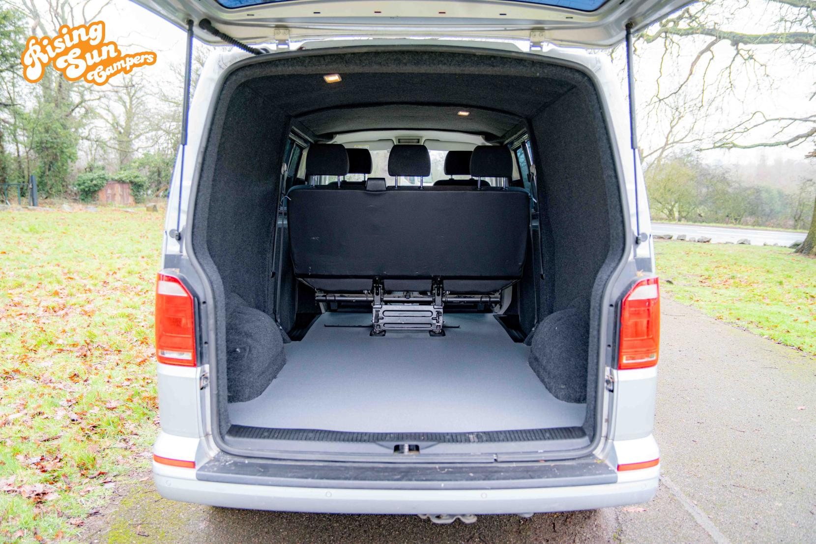 Volkswagen Transporter 2.0 TDI T32 BlueMotion Tech Highline Kombi Double Cab 5dr Diesel Manual FWD LWB Euro 6 (s/s) (150 ps)