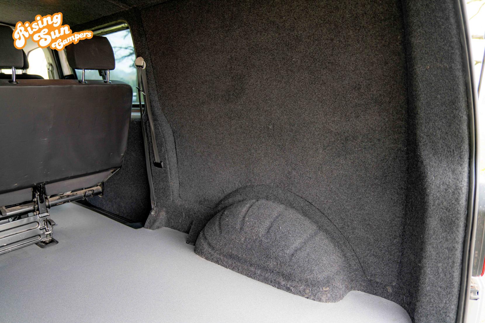 Volkswagen Transporter 2.0 TDI T32 BlueMotion Tech Highline Kombi Double Cab 5dr Diesel Manual FWD LWB Euro 6 (s/s) (150 ps)