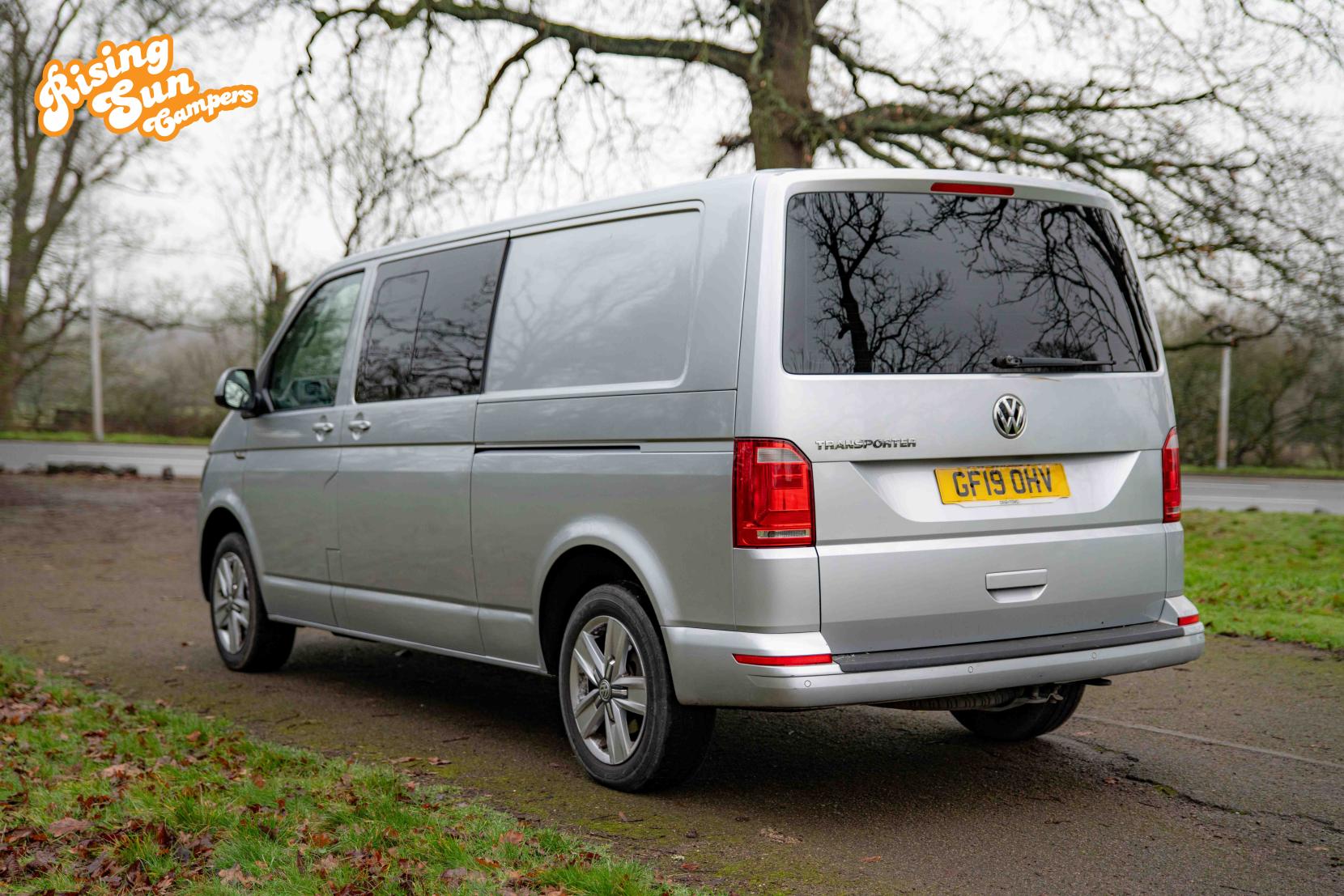 Volkswagen Transporter 2.0 TDI T32 BlueMotion Tech Highline Kombi Double Cab 5dr Diesel Manual FWD LWB Euro 6 (s/s) (150 ps)