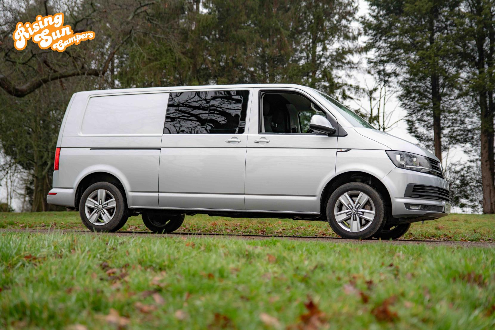 Volkswagen Transporter 2.0 TDI T32 BlueMotion Tech Highline Kombi Double Cab 5dr Diesel Manual FWD LWB Euro 6 (s/s) (150 ps)