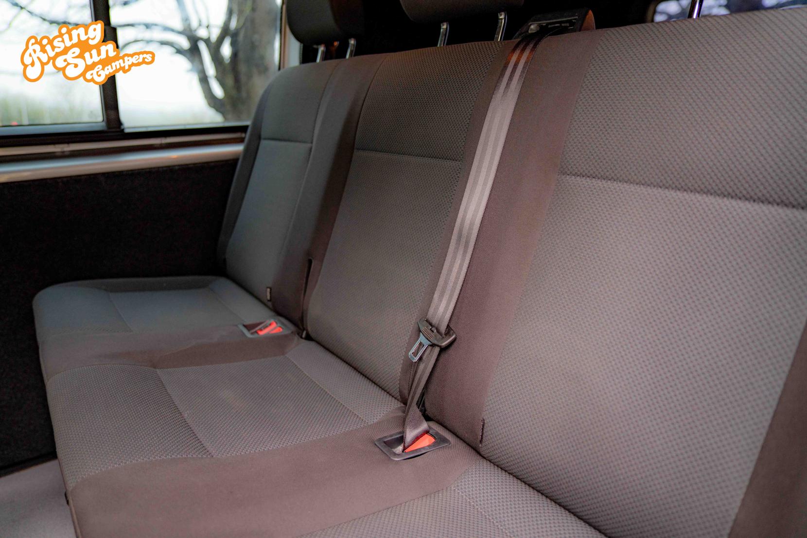 Volkswagen Transporter 2.0 TDI T32 BlueMotion Tech Highline Kombi Double Cab 5dr Diesel Manual FWD LWB Euro 6 (s/s) (150 ps)