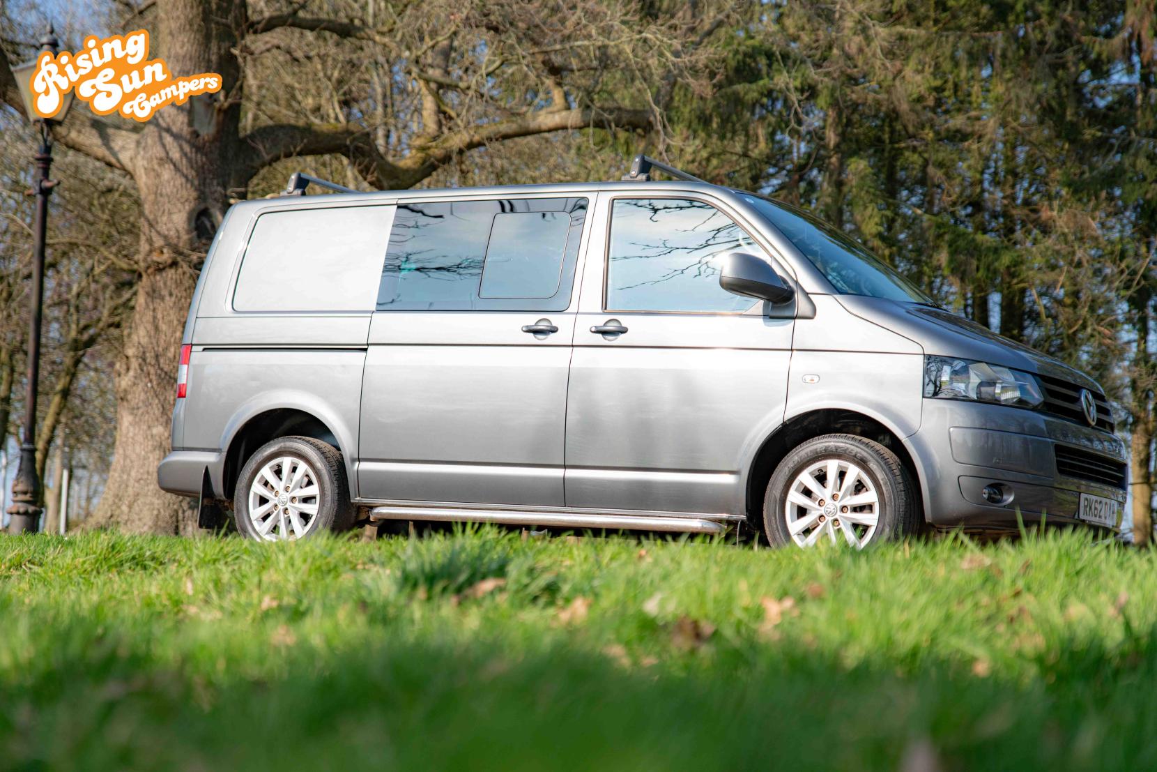 Volkswagen Transporter 2.0 TDI T32 Kombi 4dr Diesel DSG L1 H1 (211 g/km, 138 bhp)
