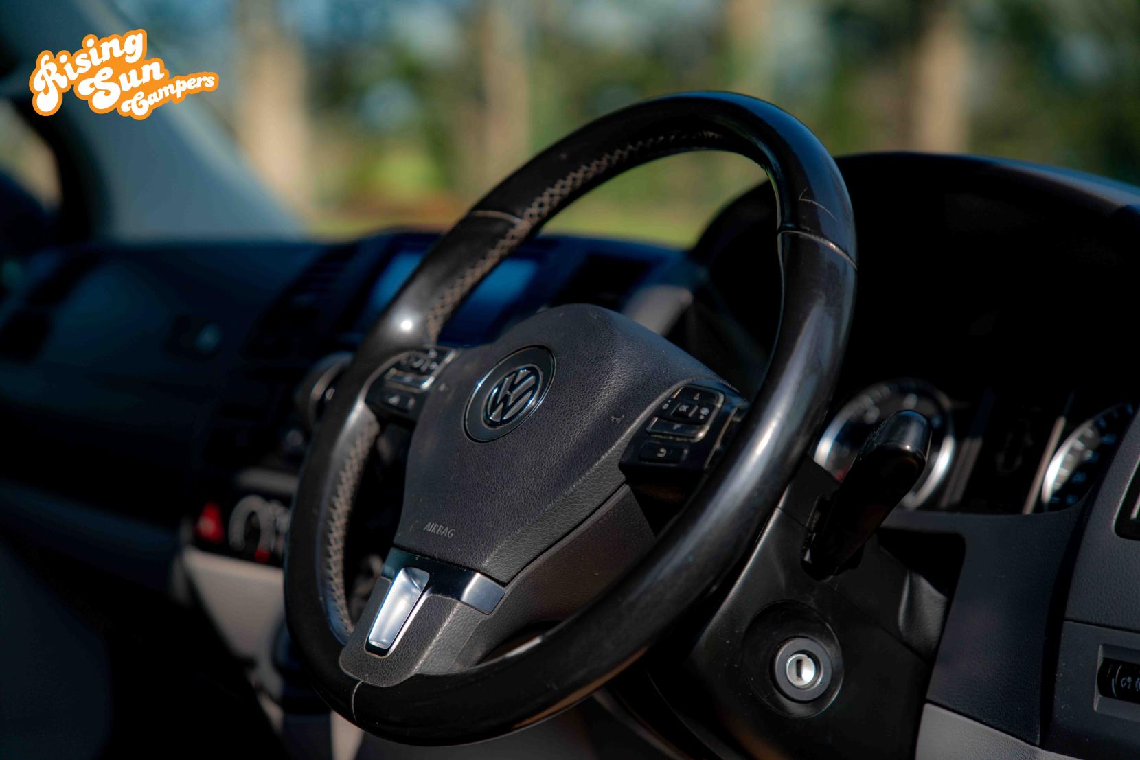 Volkswagen Transporter 2.0 TDI T32 Kombi 4dr Diesel DSG L1 H1 (211 g/km, 138 bhp)