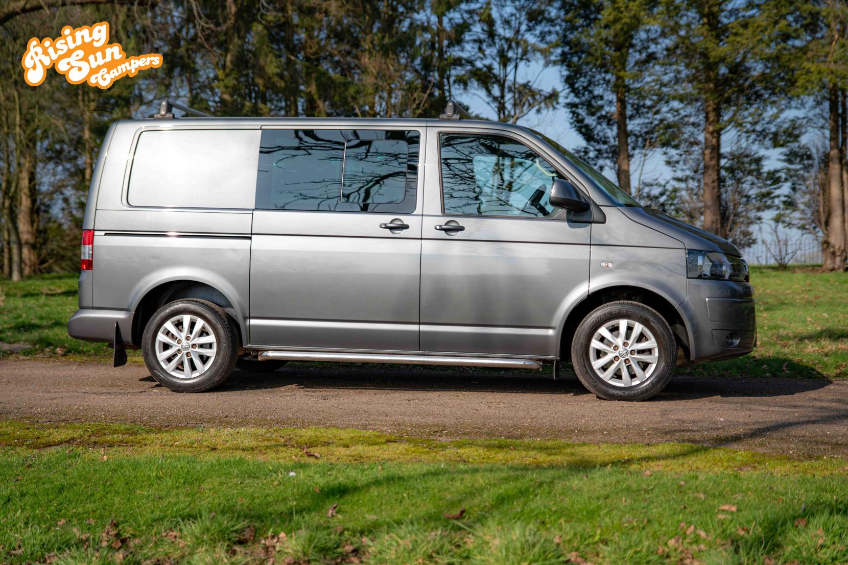 Volkswagen Transporter 2.0 TDI T32 Kombi 4dr Diesel DSG L1 H1 (211 g/km, 138 bhp)