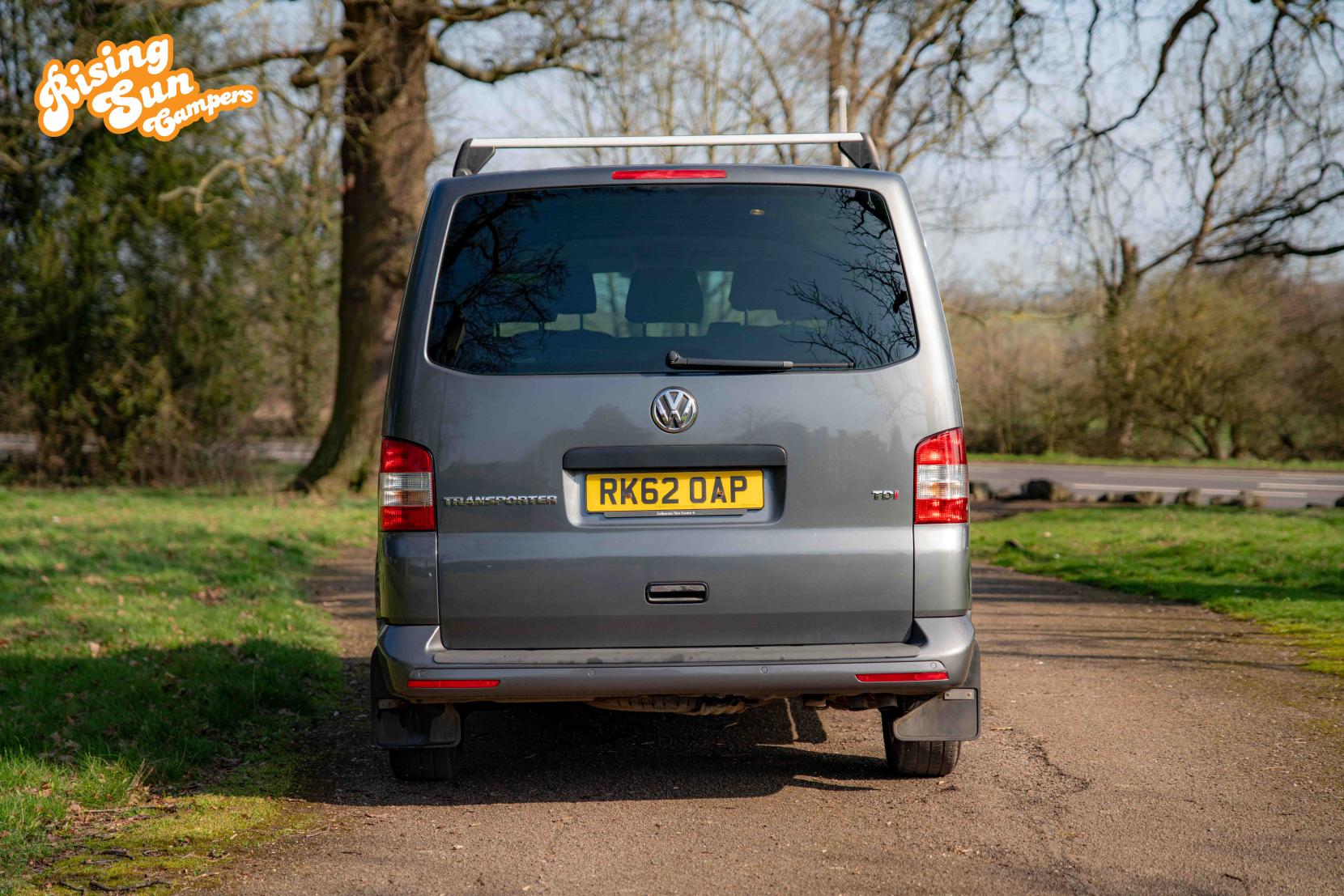 Volkswagen Transporter 2.0 TDI T32 Kombi 4dr Diesel DSG L1 H1 (211 g/km, 138 bhp)