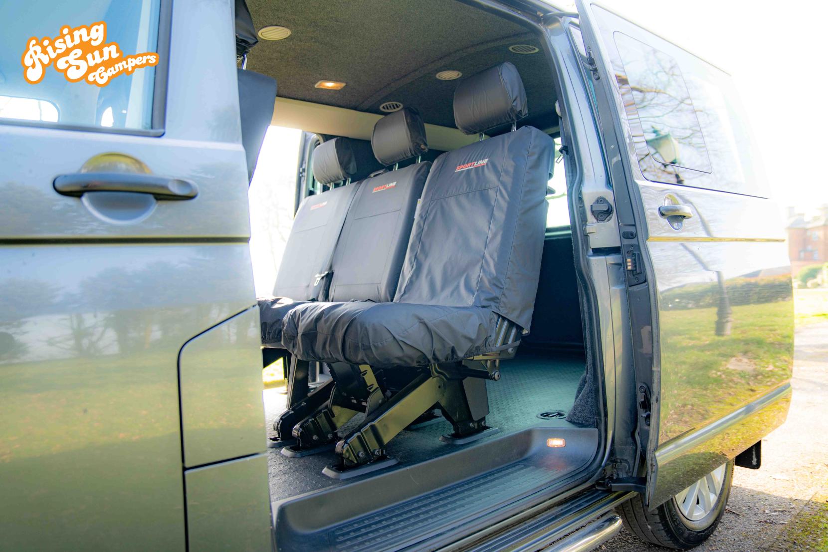 Volkswagen Transporter 2.0 TDI T32 Kombi 4dr Diesel DSG L1 H1 (211 g/km, 138 bhp)