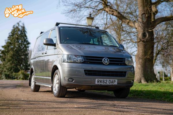 Volkswagen Transporter 2.0 TDI T32 Kombi 4dr Diesel DSG L1 H1 (211 g/km, 138 bhp)
