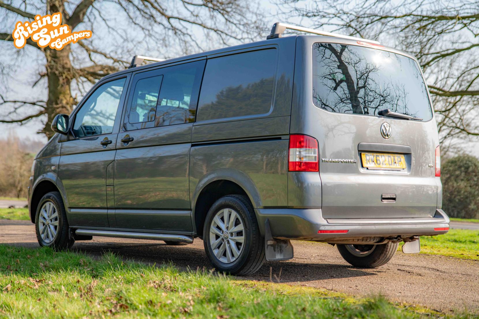 Volkswagen Transporter 2.0 TDI T32 Kombi 4dr Diesel DSG L1 H1 (211 g/km, 138 bhp)