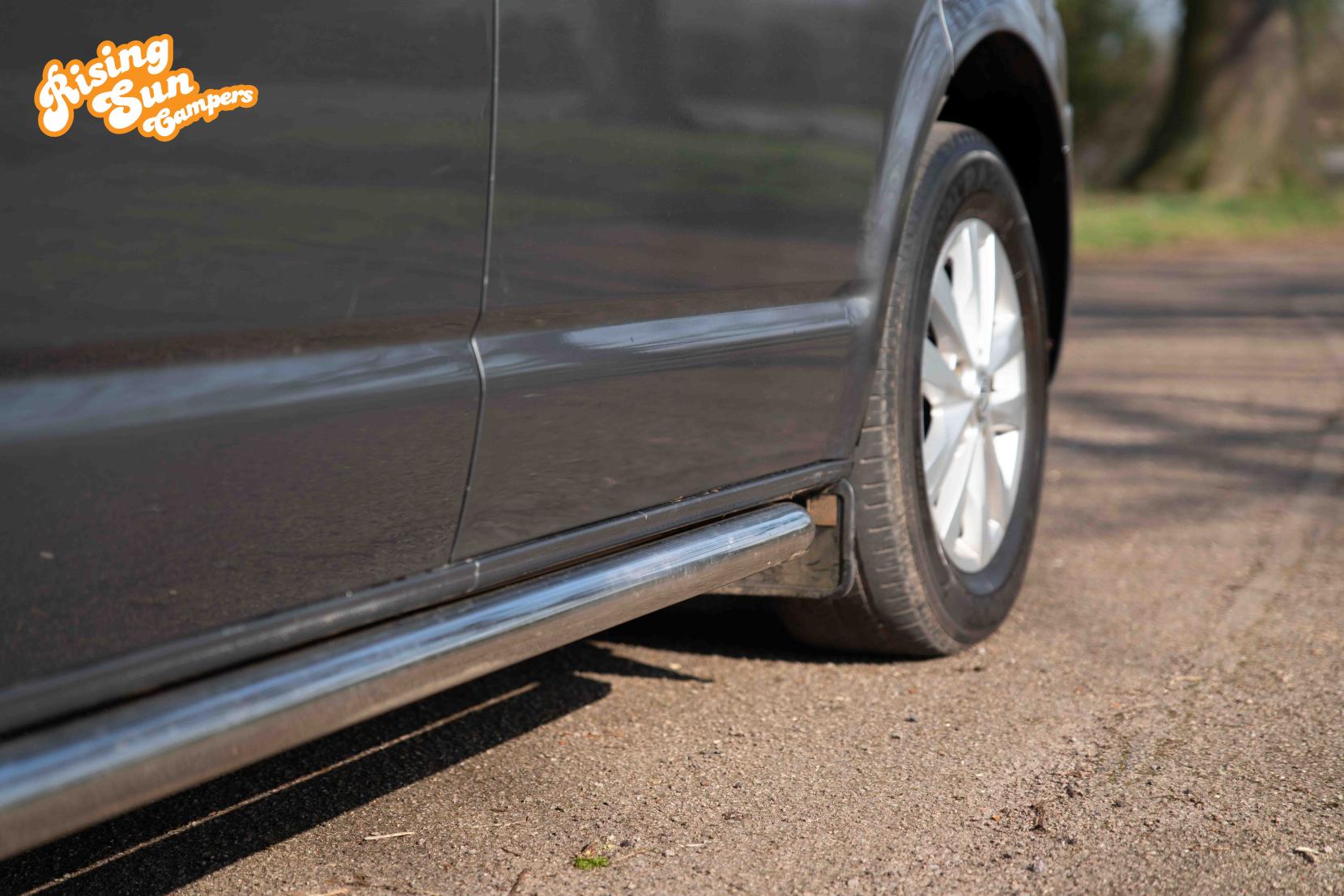 Volkswagen Transporter 2.0 TDI T32 Kombi 4dr Diesel DSG L1 H1 (211 g/km, 138 bhp)