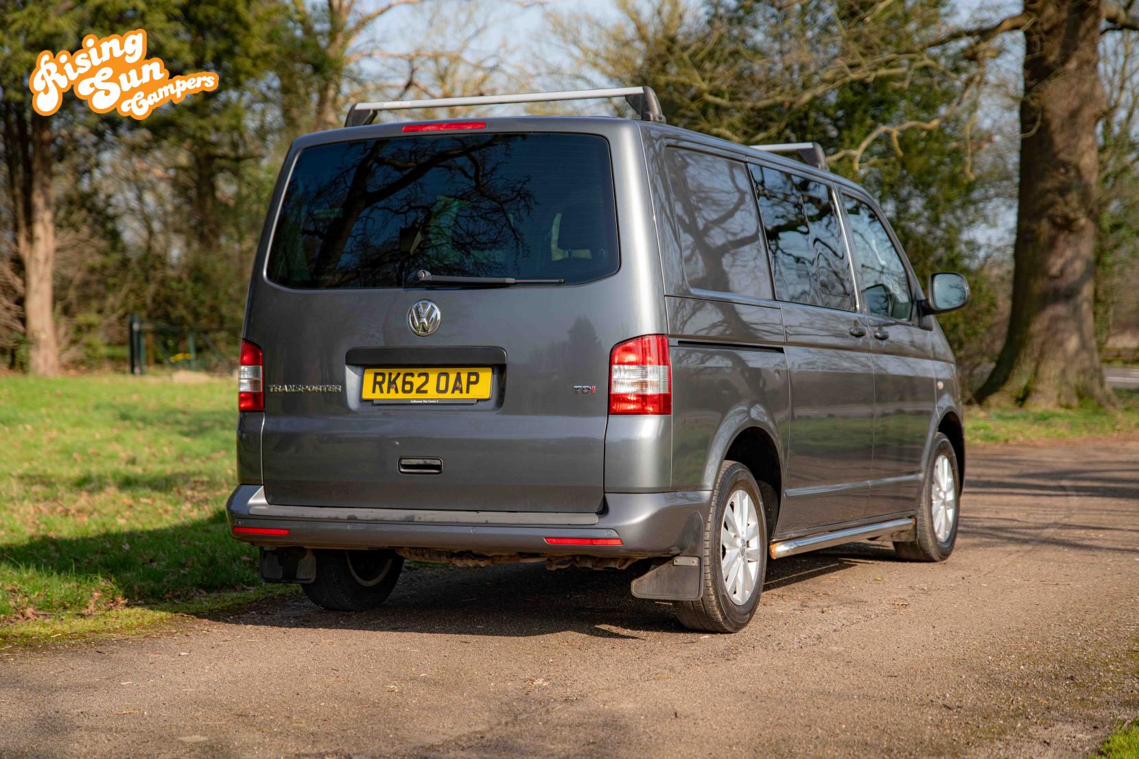 Volkswagen Transporter 2.0 TDI T32 Kombi 4dr Diesel DSG L1 H1 (211 g/km, 138 bhp)