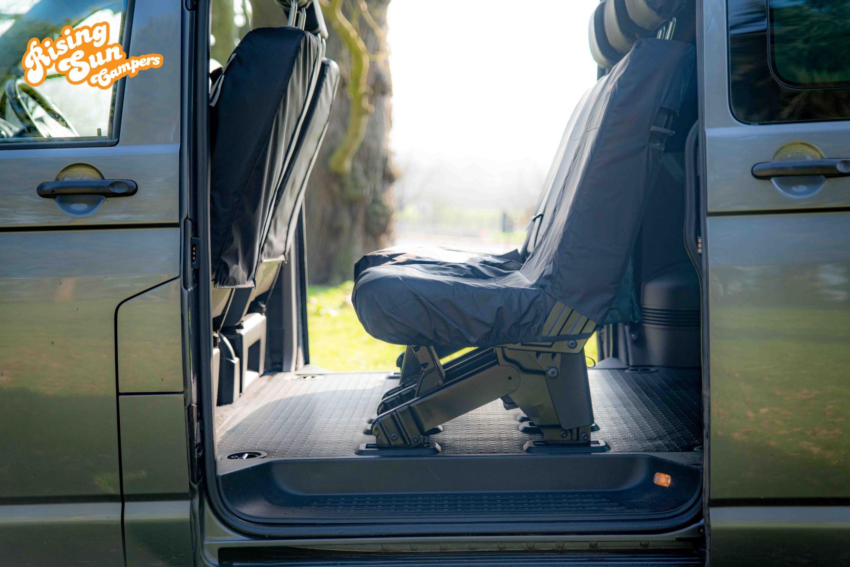 Volkswagen Transporter 2.0 TDI T32 Kombi 4dr Diesel DSG L1 H1 (211 g/km, 138 bhp)